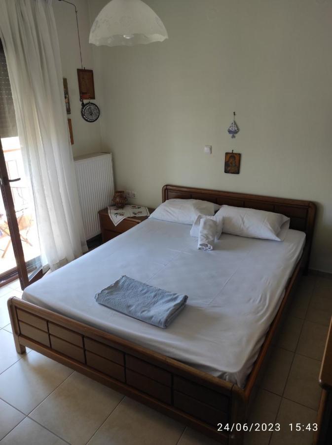 Annashouse Apartment เนอาเปรามอส ภายนอก รูปภาพ